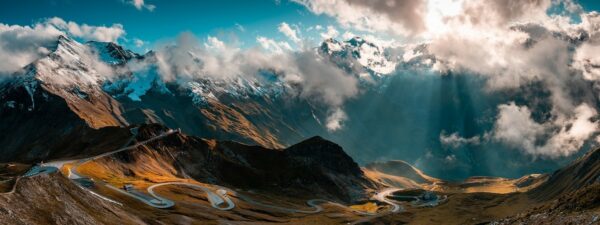 Fototapeta Droga w Alpach